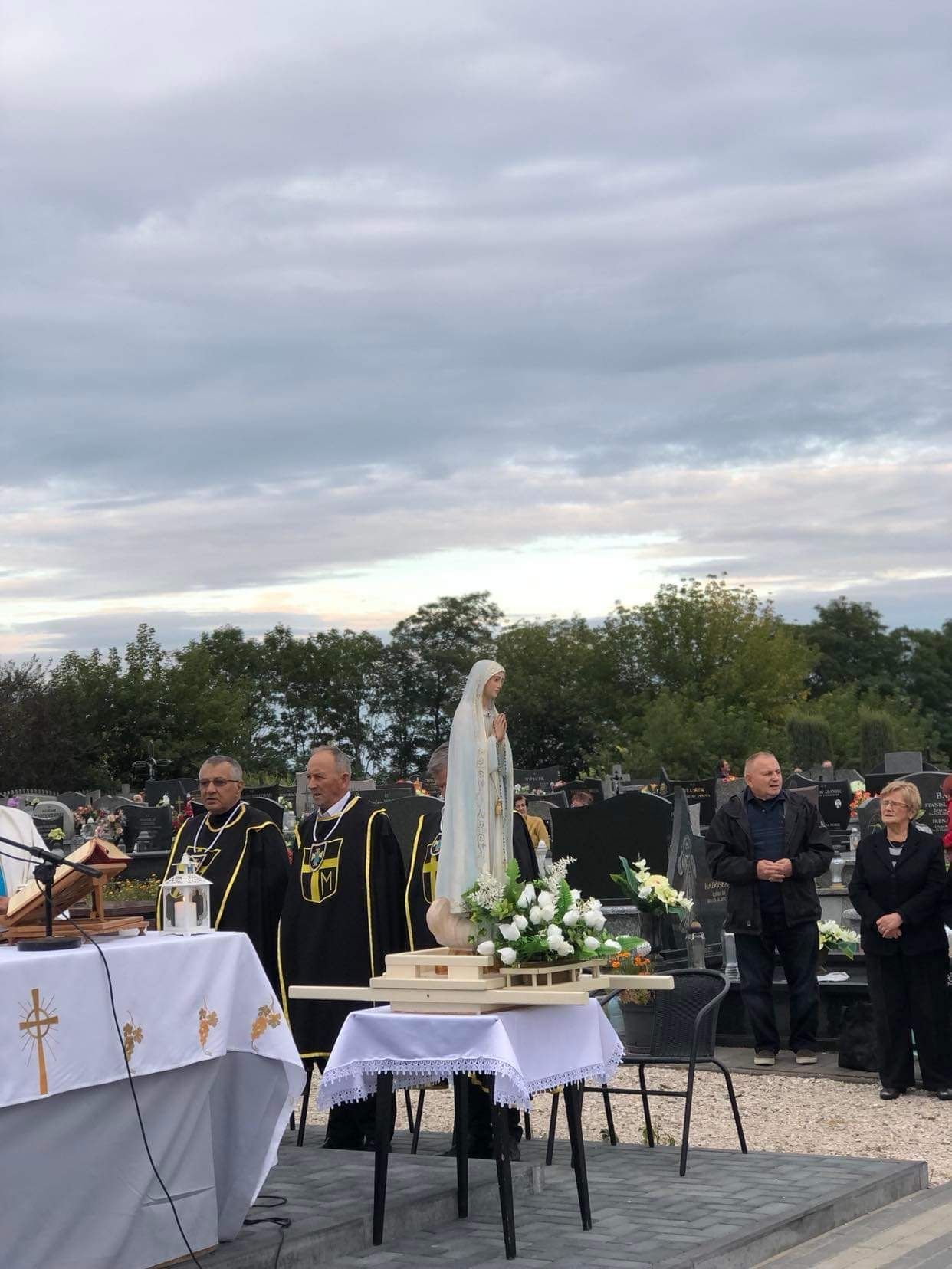Wrześniowe Nabożeństwo Fatimskie przy Kazimierskim Krzyżu Miłości